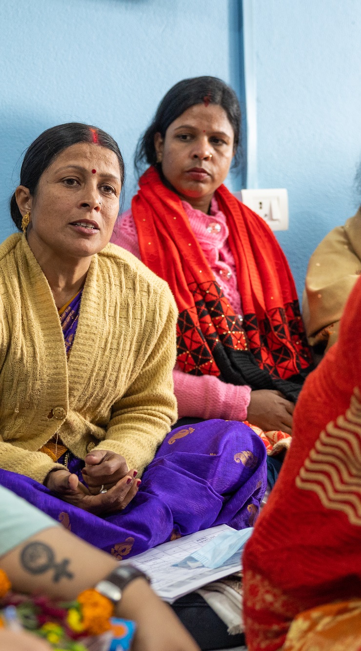 A Jeevika member shares her experience of participating in gender trainings in an interactive session with Foundation Staff in Muzaffarpur, Bihar, India on February 7, 2023.