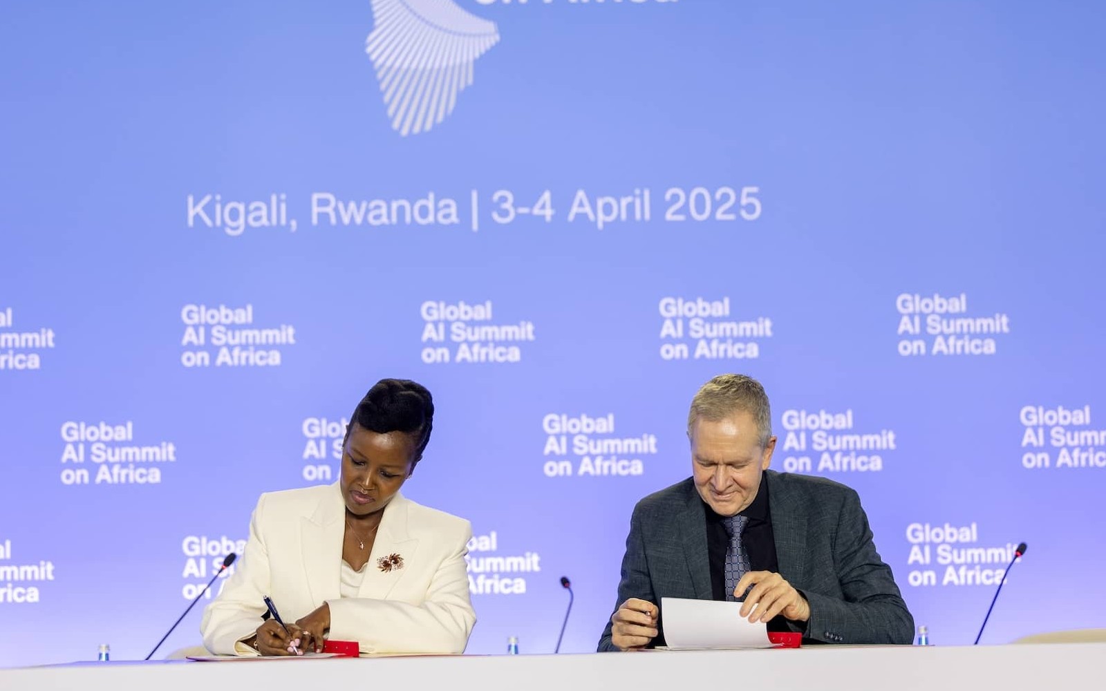 Gates Foundation to fund AI scaling hubs in Africa 