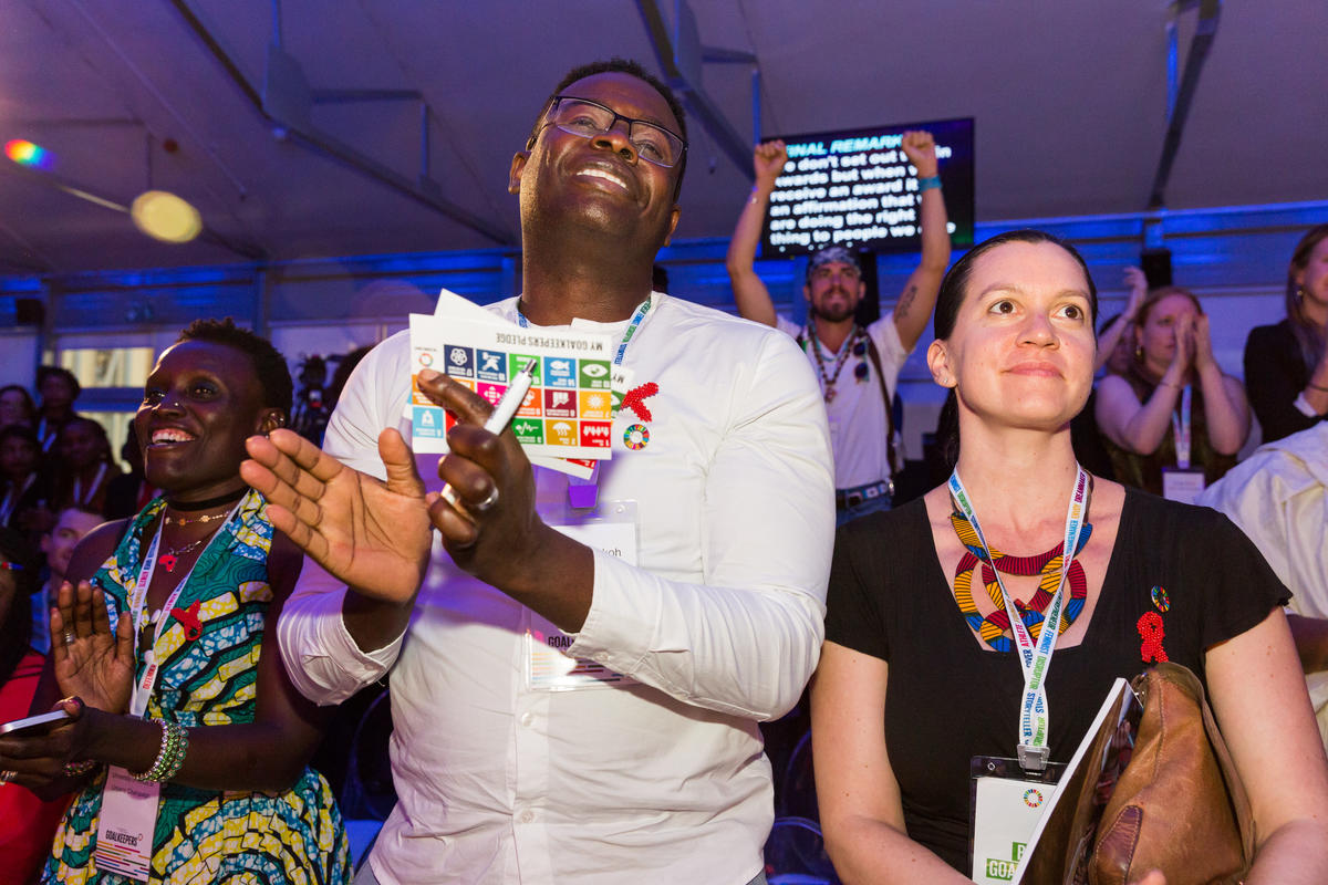 Audience members applaud during the 2018 Goalkeepers event in Johannesburg, South Africa. ©Gates Archive/Ilan Godfrey